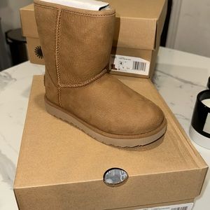 Tall, classic weather UGG chestnut waterproof boots kid